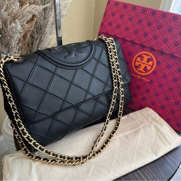 Tory Burch Handbags - Tory Burch Elegant Black Leather Fleming Soft Convertible Shoulder Bag